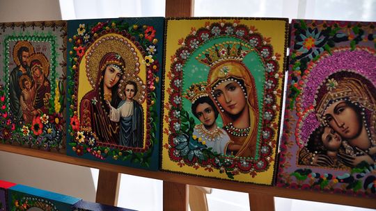 Gm. Krasnystaw. Kiermasz Wielkanocy w GCK – Siennica Nadolna [GALERIA ZDJĘĆ]