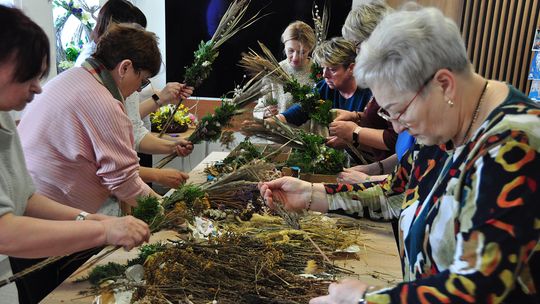Gm. Krasnystaw. Kiermasz Wielkanocy w GCK – Siennica Nadolna [GALERIA ZDJĘĆ]