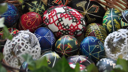 Gm. Krasnystaw. Kiermasz Wielkanocy w GCK – Siennica Nadolna [GALERIA ZDJĘĆ]