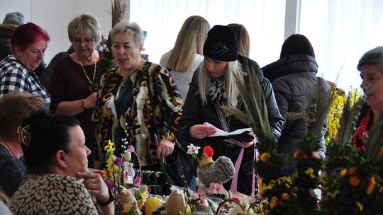 Gm. Krasnystaw. Kiermasz Wielkanocy w GCK – Siennica Nadolna [GALERIA ZDJĘĆ]