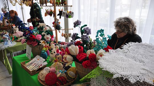 Gm. Krasnystaw. Kiermasz Wielkanocy w GCK – Siennica Nadolna [GALERIA ZDJĘĆ]