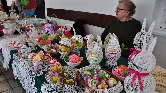 Gm. Krasnystaw. Kiermasz Wielkanocy w GCK – Siennica Nadolna [GALERIA ZDJĘĆ]