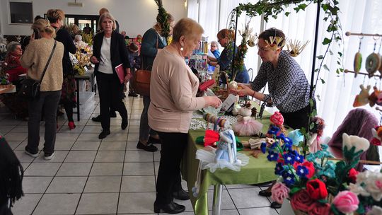 Gm. Krasnystaw. Kiermasz Wielkanocy w GCK – Siennica Nadolna [GALERIA ZDJĘĆ]