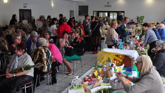 Gm. Krasnystaw. Kiermasz Wielkanocy w GCK – Siennica Nadolna [GALERIA ZDJĘĆ]