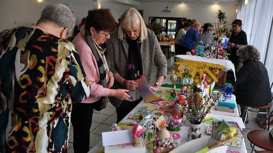 Gm. Krasnystaw. Kiermasz Wielkanocy w GCK – Siennica Nadolna [GALERIA ZDJĘĆ]