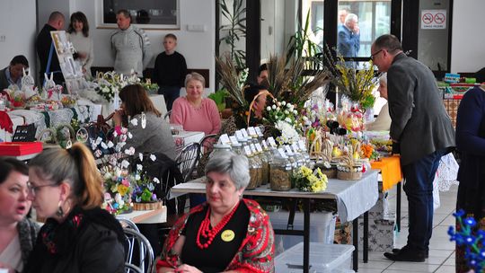 Gm. Krasnystaw. Kiermasz Wielkanocy w GCK – Siennica Nadolna [GALERIA ZDJĘĆ]