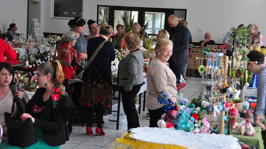 Gm. Krasnystaw. Kiermasz Wielkanocy w GCK – Siennica Nadolna [GALERIA ZDJĘĆ]