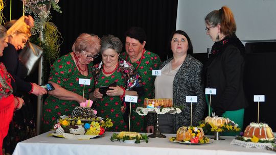 Gm. Krasnystaw. Kiermasz Wielkanocy w GCK – Siennica Nadolna [GALERIA ZDJĘĆ]