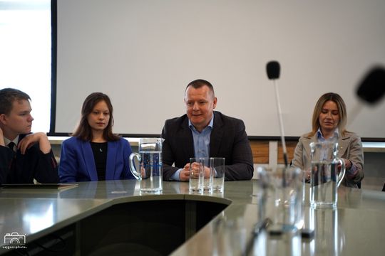 Młodzieżowe Rady Miast Krasnystaw i Chełm nawiązują współpracę [GALERIA ZDJĘĆ]