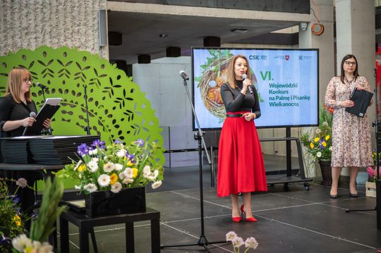 VI Wojewódzki Konkurs na Palmę i Pisankę Wielkanocną VI Wojewódzki Konkurs na Palmę i Pisankę Wielkanocną