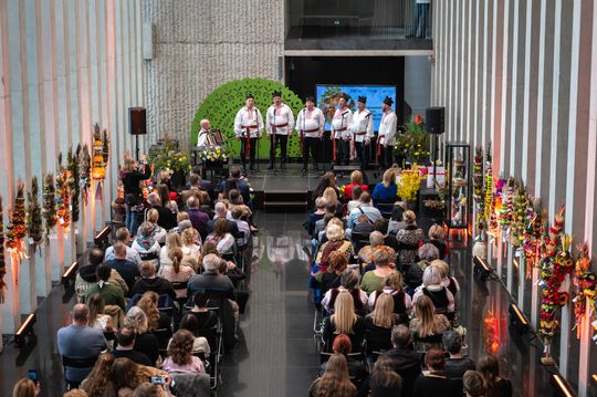 VI Wojewódzki Konkurs na Palmę i Pisankę Wielkanocną VI Wojewódzki Konkurs na Palmę i Pisankę Wielkanocną
