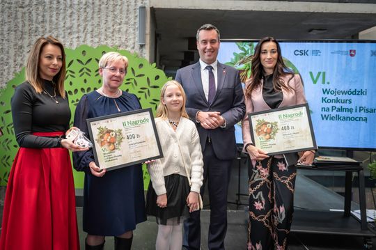 VI Wojewódzki Konkurs na Palmę i Pisankę Wielkanocną VI Wojewódzki Konkurs na Palmę i Pisankę Wielkanocną