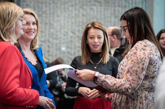 VI Wojewódzki Konkurs na Palmę i Pisankę Wielkanocną VI Wojewódzki Konkurs na Palmę i Pisankę Wielkanocną