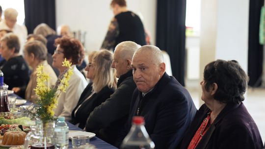 Gm. Leśniowice. Emeryci spotkali się na Misterium Wielkanocnym [GALERIA ZDJĘĆ]