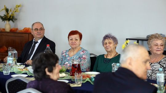 Gm. Leśniowice. Emeryci spotkali się na Misterium Wielkanocnym [GALERIA ZDJĘĆ]