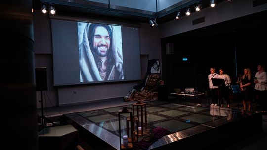 Misterium Męki Pańskiej w Chełmskiej Bibliotece Publicznej [GALERIA ZDJĘĆ]