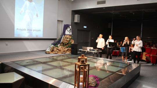 Misterium Męki Pańskiej w Chełmskiej Bibliotece Publicznej [GALERIA ZDJĘĆ]