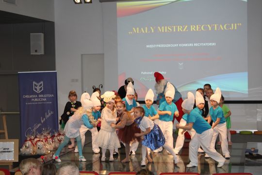 Chełm. Międzyprzedszkolny konkurs recytatorski "Mały mistrz recytacji" [GALERIA ZDJĘĆ]