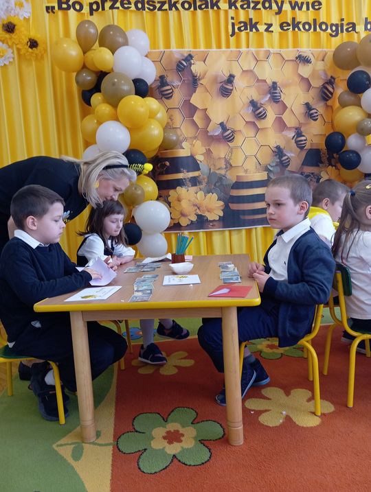 Chełm. Międzyprzedszkolny quiz "Bo przedszkolak każdy wie, jak z ekologią bawić się...?" [GALERIA ZDJĘĆ]