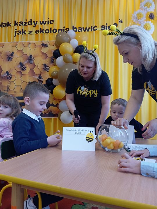 Chełm. Międzyprzedszkolny quiz "Bo przedszkolak każdy wie, jak z ekologią bawić się...?" [GALERIA ZDJĘĆ]