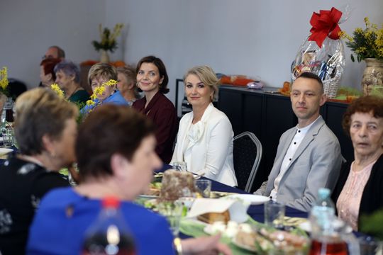 Gm. Leśniowice. Emeryci spotkali się na Misterium Wielkanocnym [GALERIA ZDJĘĆ]