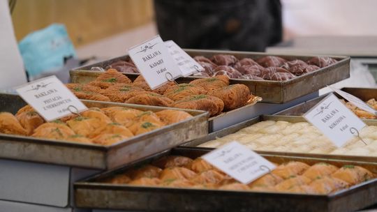 Chełm. Jarmark Wielkanocny na miejskim deptaku [GALERIA ZDJĘĆ]