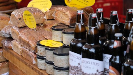 Chełm. Jarmark Wielkanocny na miejskim deptaku [GALERIA ZDJĘĆ]