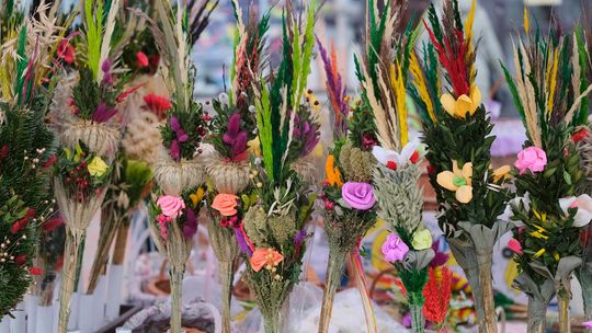 Chełm. Jarmark Wielkanocny na miejskim deptaku [GALERIA ZDJĘĆ]