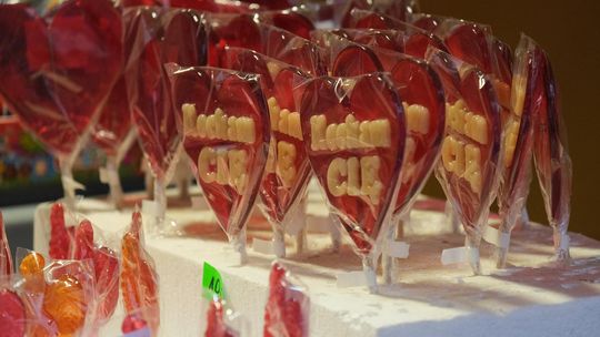 Chełm. Jarmark Wielkanocny na miejskim deptaku [GALERIA ZDJĘĆ]