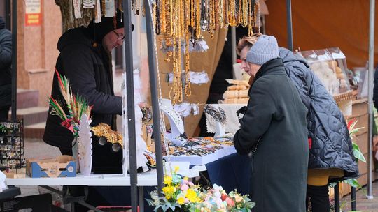 Chełm. Jarmark Wielkanocny na miejskim deptaku [GALERIA ZDJĘĆ]