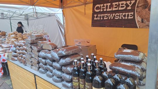 Chełm. Jarmark Wielkanocny na miejskim deptaku [GALERIA ZDJĘĆ]