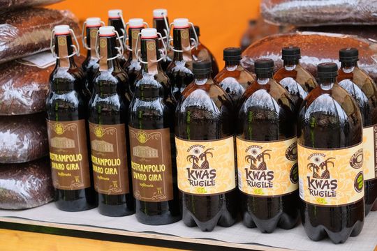 Chełm. Jarmark Wielkanocny na miejskim deptaku [GALERIA ZDJĘĆ]