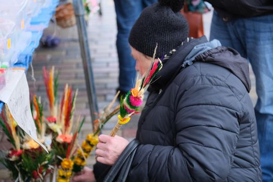 Chełm. Jarmark Wielkanocny na miejskim deptaku [GALERIA ZDJĘĆ]