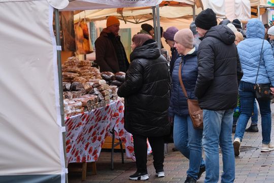 Chełm. Jarmark Wielkanocny na miejskim deptaku [GALERIA ZDJĘĆ]