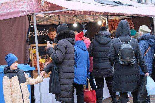 Chełm. Jarmark Wielkanocny na miejskim deptaku [GALERIA ZDJĘĆ]