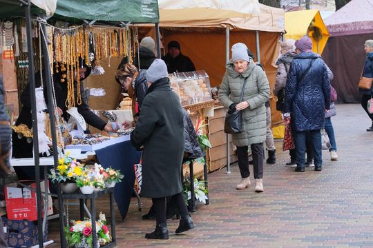 Chełm. Jarmark Wielkanocny na miejskim deptaku [GALERIA ZDJĘĆ]