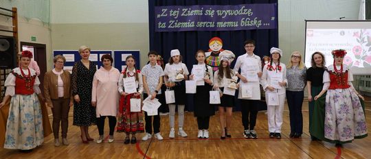 Gm. Chełm. Rozstrzygnięcie Konkursu Folklorystycznego „Z tej Ziemi się wywodzę, ta Ziemia sercu memu bliska” [GALERIA ZDJĘĆ]