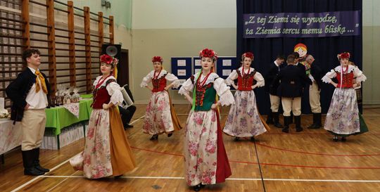 Gm. Chełm. Rozstrzygnięcie Konkursu Folklorystycznego „Z tej Ziemi się wywodzę, ta Ziemia sercu memu bliska” [GALERIA ZDJĘĆ]