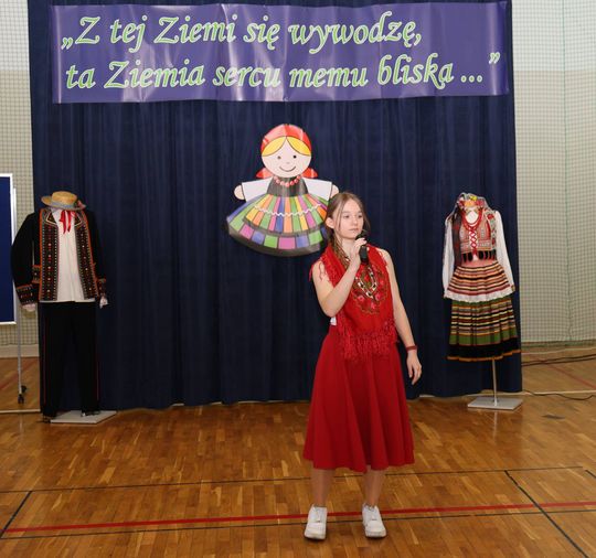 Gm. Chełm. Rozstrzygnięcie Konkursu Folklorystycznego „Z tej Ziemi się wywodzę, ta Ziemia sercu memu bliska” [GALERIA ZDJĘĆ]