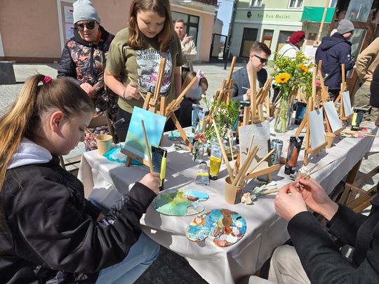Ola Krawczuk vel Walczuk otworzyła minigalerię w zabytkowym kiosku w centrum Chełma [GALERIA ZDJĘĆ]
