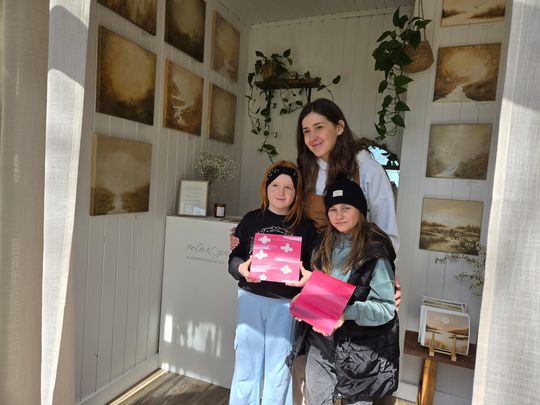 Ola Krawczuk vel Walczuk otworzyła minigalerię w zabytkowym kiosku w centrum Chełma [GALERIA ZDJĘĆ]