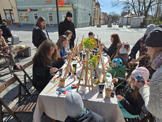 Ola Krawczuk vel Walczuk otworzyła minigalerię w zabytkowym kiosku w centrum Chełma [GALERIA ZDJĘĆ]