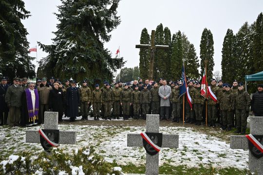 Uroczyste obchody we Włodawie 85. rocznicy Zbrodni Katyńskiej  [GALERIA ZDJĘĆ]
