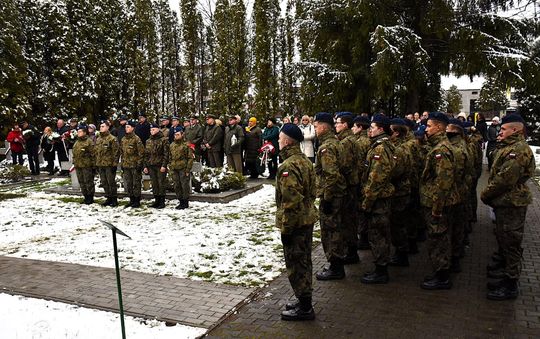 Uroczyste obchody we Włodawie 85. rocznicy Zbrodni Katyńskiej  [GALERIA ZDJĘĆ]