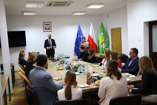 Gm. Krasnystaw. Wójt nagrodził najlepszych uczniów [GALERIA ZDJĘĆ]