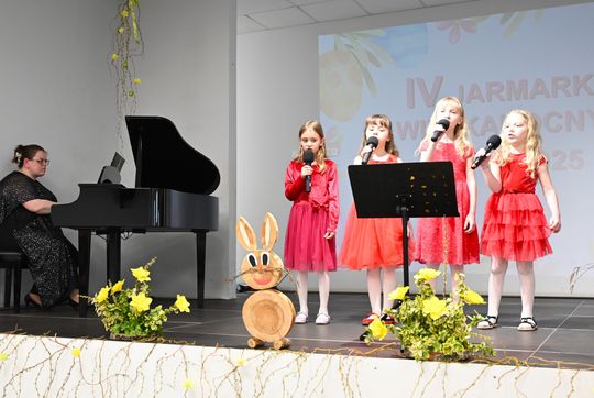 Gm. Rejowiec Fabryczny. IV Jarmark Wielkanocny w Pawłowie [GALERIA ZDJĘĆ]