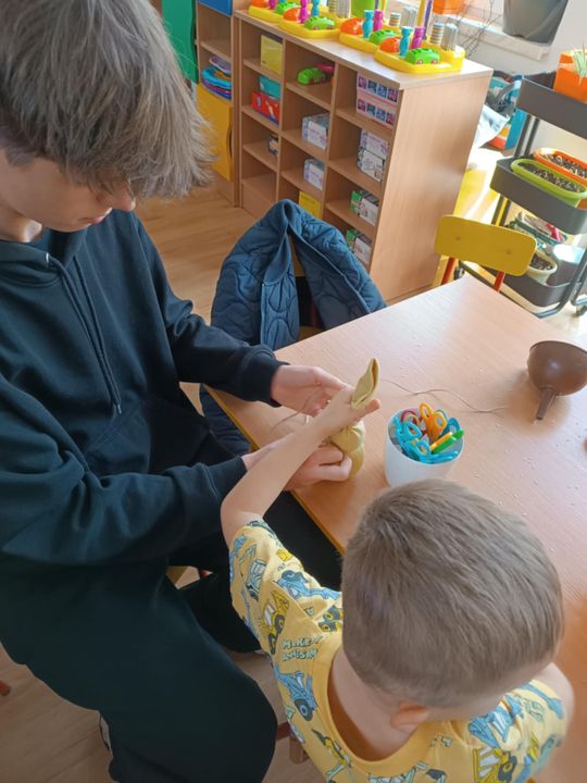 Chełm. Warsztaty Odkrywców z rodzicami w Przedszkolu Miejskim nr 8 [GALERIA ZDJĘĆ]