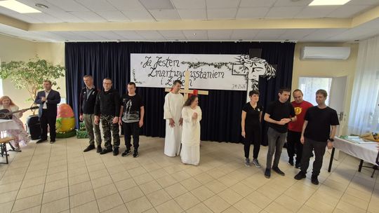 Chełm. Przedświąteczne spotkanie wielkanocne w Warsztacie Terapii Zajęciowej Caritas w Chełmie [GALERIA ZDJĘĆ]