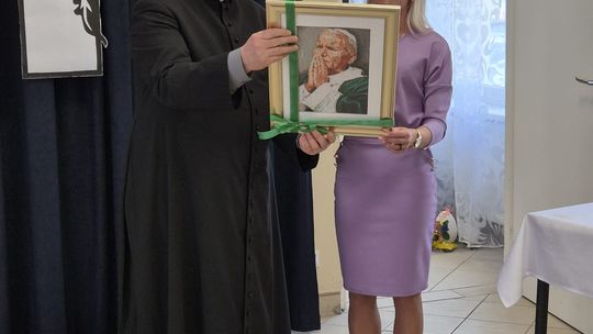 Chełm. Przedświąteczne spotkanie wielkanocne w Warsztacie Terapii Zajęciowej Caritas w Chełmie [GALERIA ZDJĘĆ]