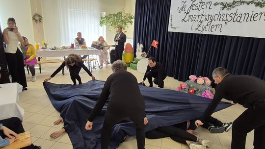 Chełm. Przedświąteczne spotkanie wielkanocne w Warsztacie Terapii Zajęciowej Caritas w Chełmie [GALERIA ZDJĘĆ]